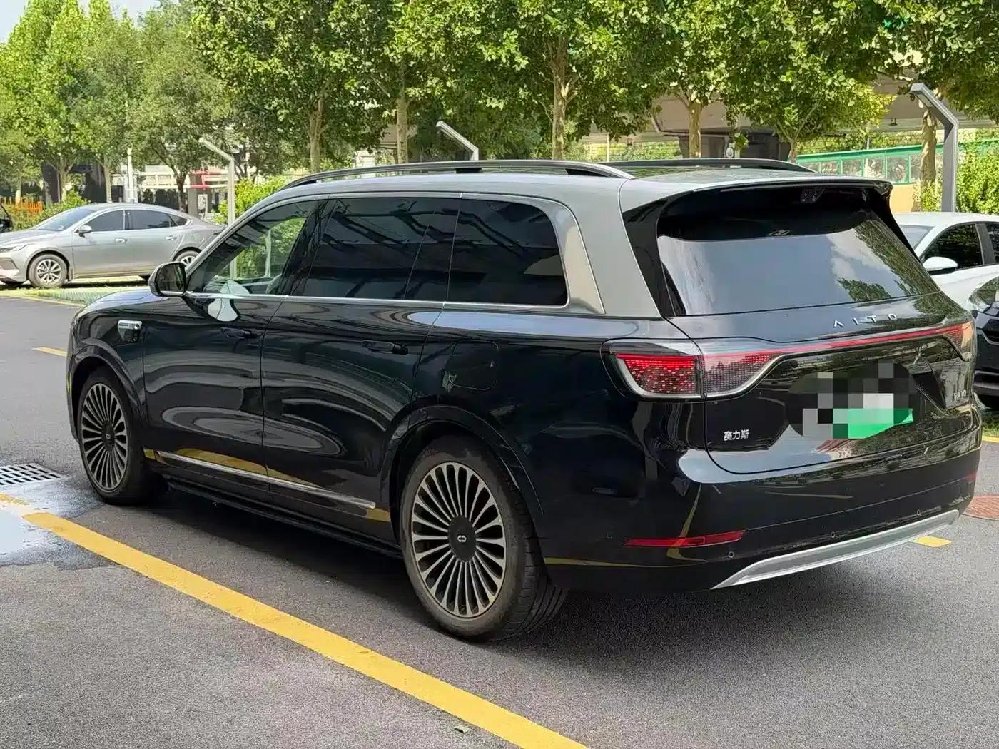 Wenjie M9 2025 Ultra Extended Range Edition (52kWh, 6-seater, 192-line LiDAR) — миниатюра 7