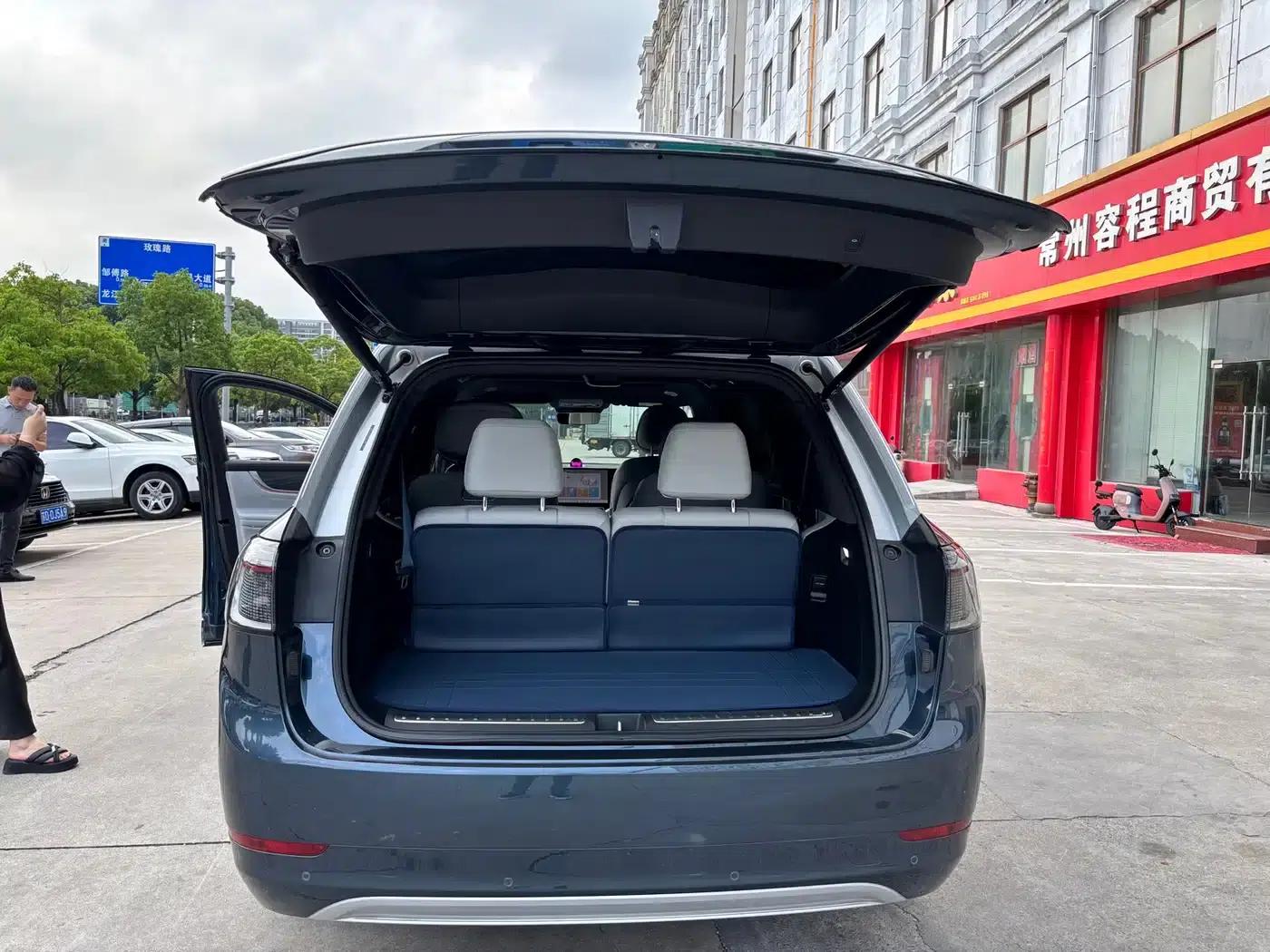 Wenjie M9 2024 Range Extended Ultra Edition 42kWh 6-Seater — миниатюра 15