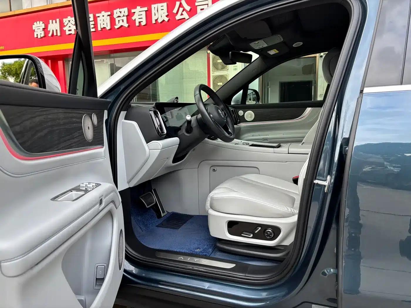 Wenjie M9 2024 Range Extended Ultra Edition 42kWh 6-Seater — миниатюра 9