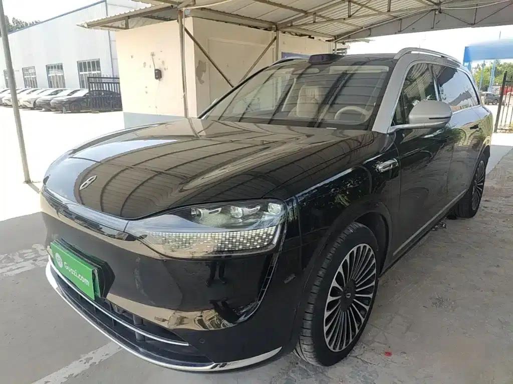 Wenjie M9 2025 Ultra Extended Range Edition (52kWh, 6-seater, 192-line LiDAR) — миниатюра 1