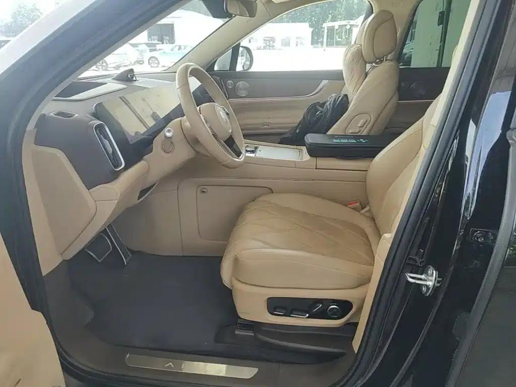 Wenjie M9 2025 Ultra Extended Range Edition (52kWh, 6-seater, 192-line LiDAR) — миниатюра 15