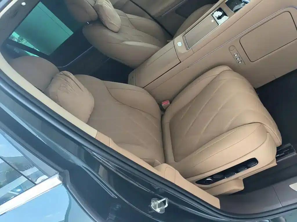Wenjie M9 2025 Ultra Extended Range Edition (52kWh, 5-seater, 192-line LiDAR) — миниатюра 25