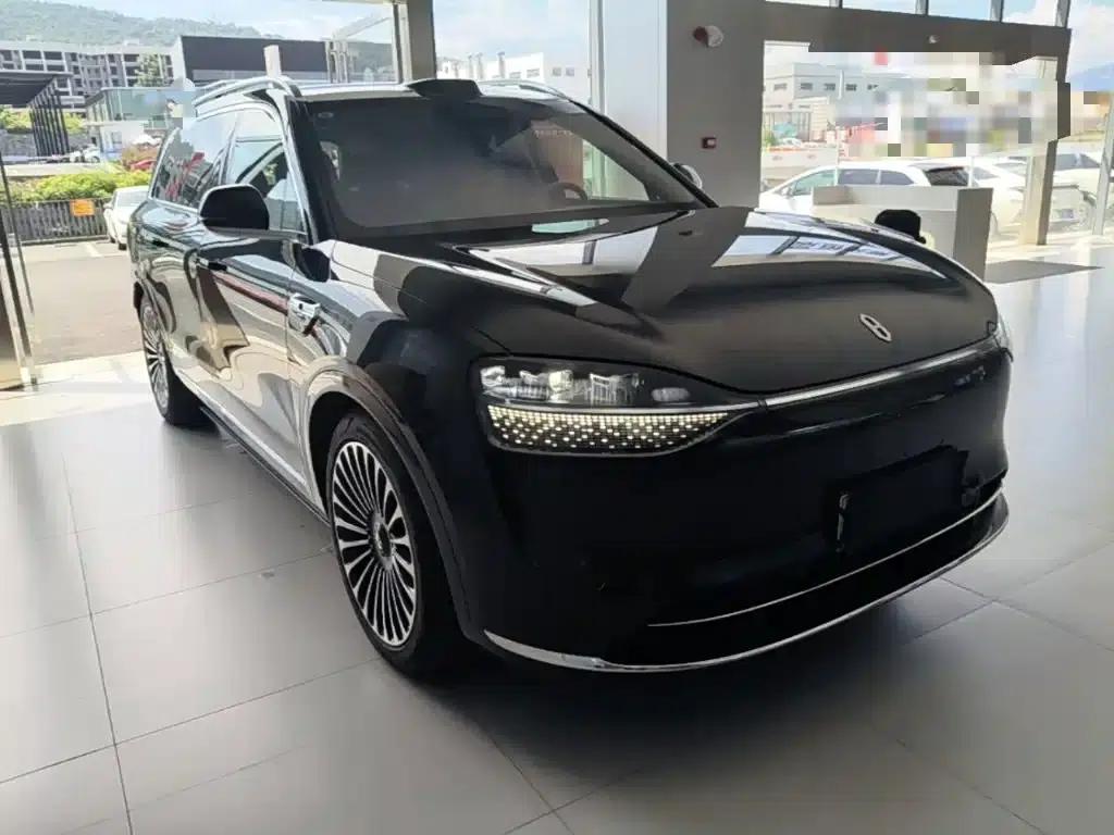 Wenjie M9 2025 Ultra Extended Range Edition (52kWh, 5-seater, 192-line LiDAR) — миниатюра 4