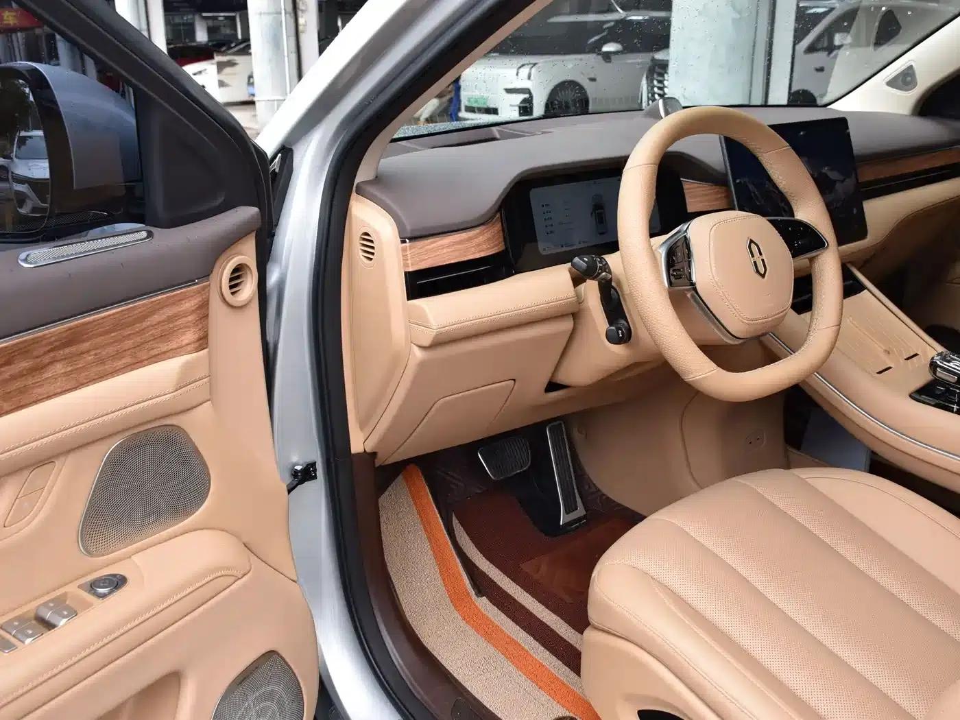 Wenjie M7 2024 1.5T Rear-Wheel Drive Plus Edition 5-Seater — миниатюра 6