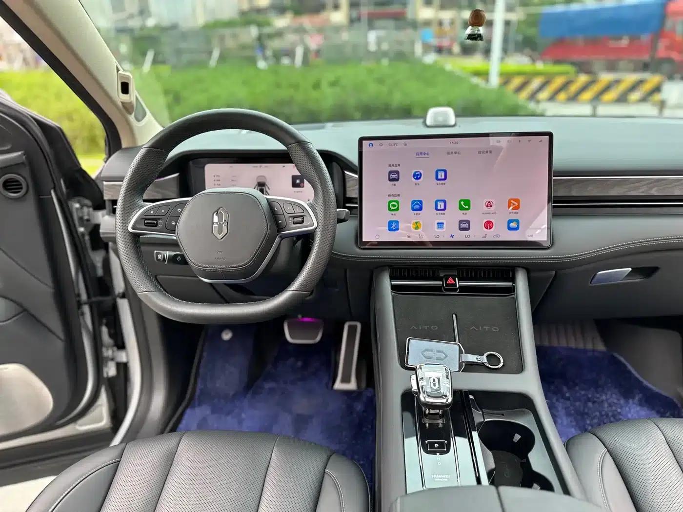 Wenjie M7 2024 1.5T Intelligent Driving 4WD Max Edition 6-seater — миниатюра 9