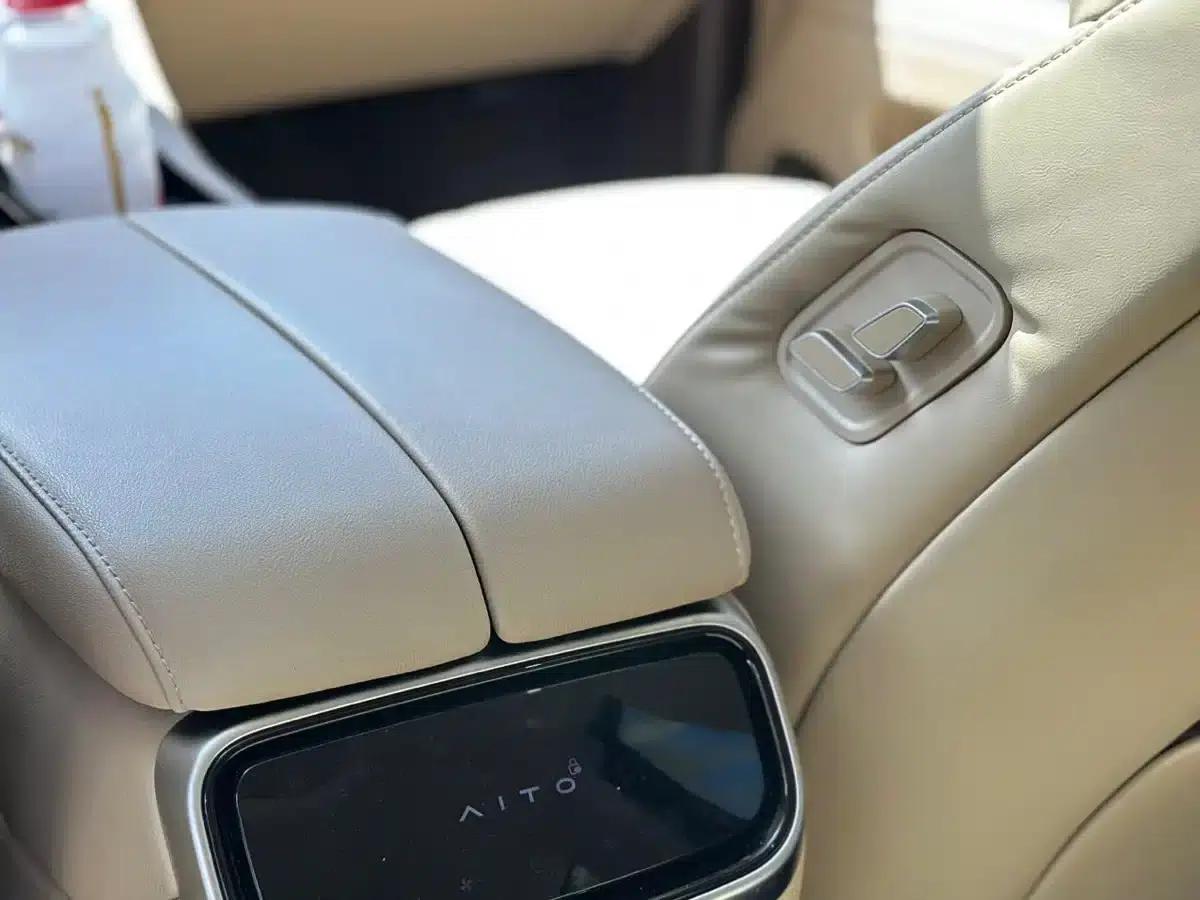 Wenjie M7 2024 1.5T Intelligent Driving 4WD Max Edition 5-seater — миниатюра 11