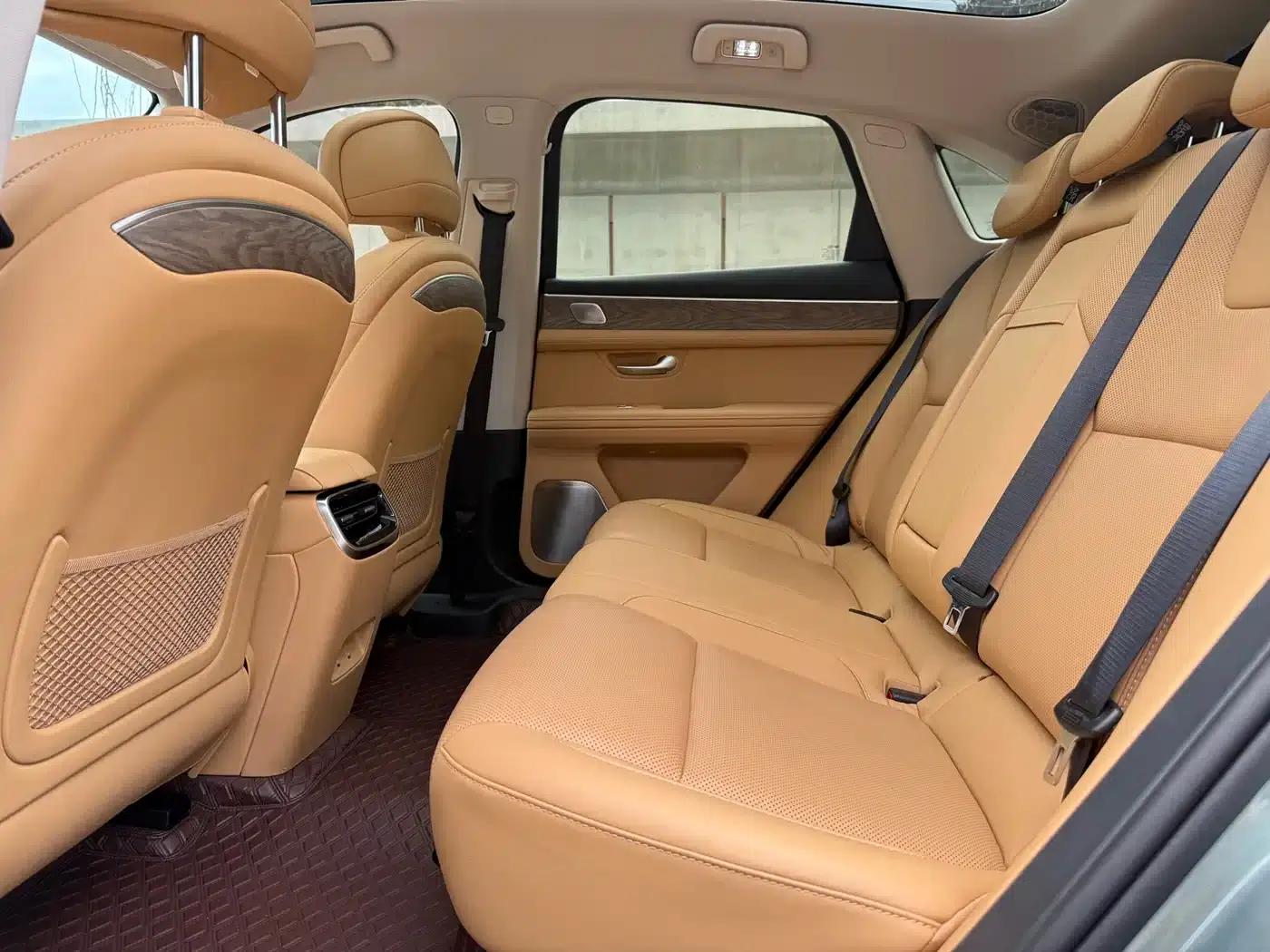 Wenjie M5 2022 Extended Range 4WD Flagship Edition — миниатюра 8