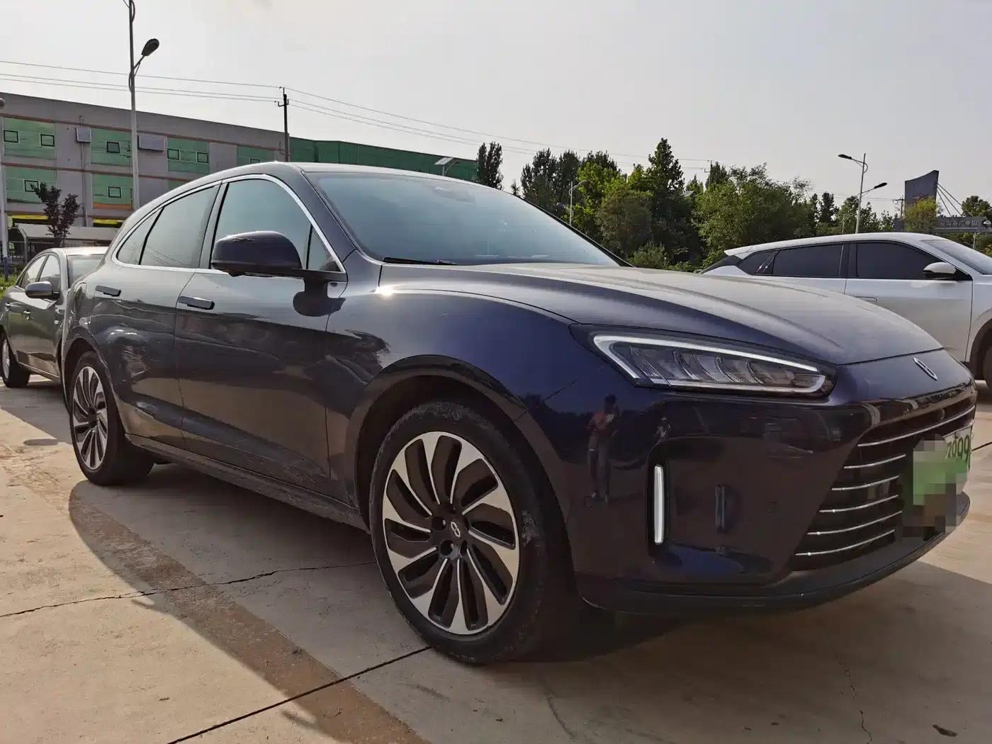 Wenjie M5 2022 Extended Range 4WD Ultimate Edition — миниатюра 4
