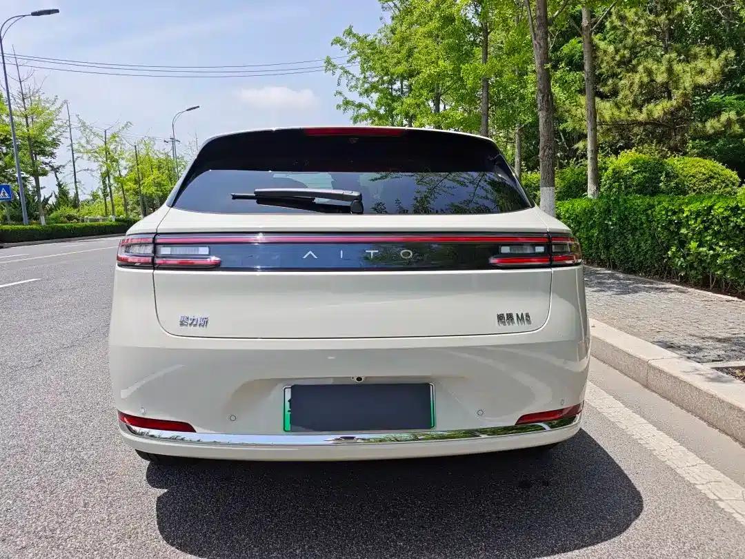 Wenjie M5 2025 Extended Range Ultra 4WD — миниатюра 6