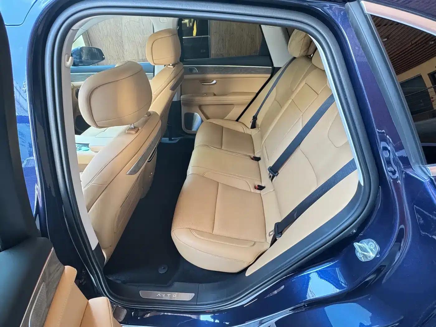 Wenjie M5 2022 Extended Range 4WD Ultimate Edition — миниатюра 13
