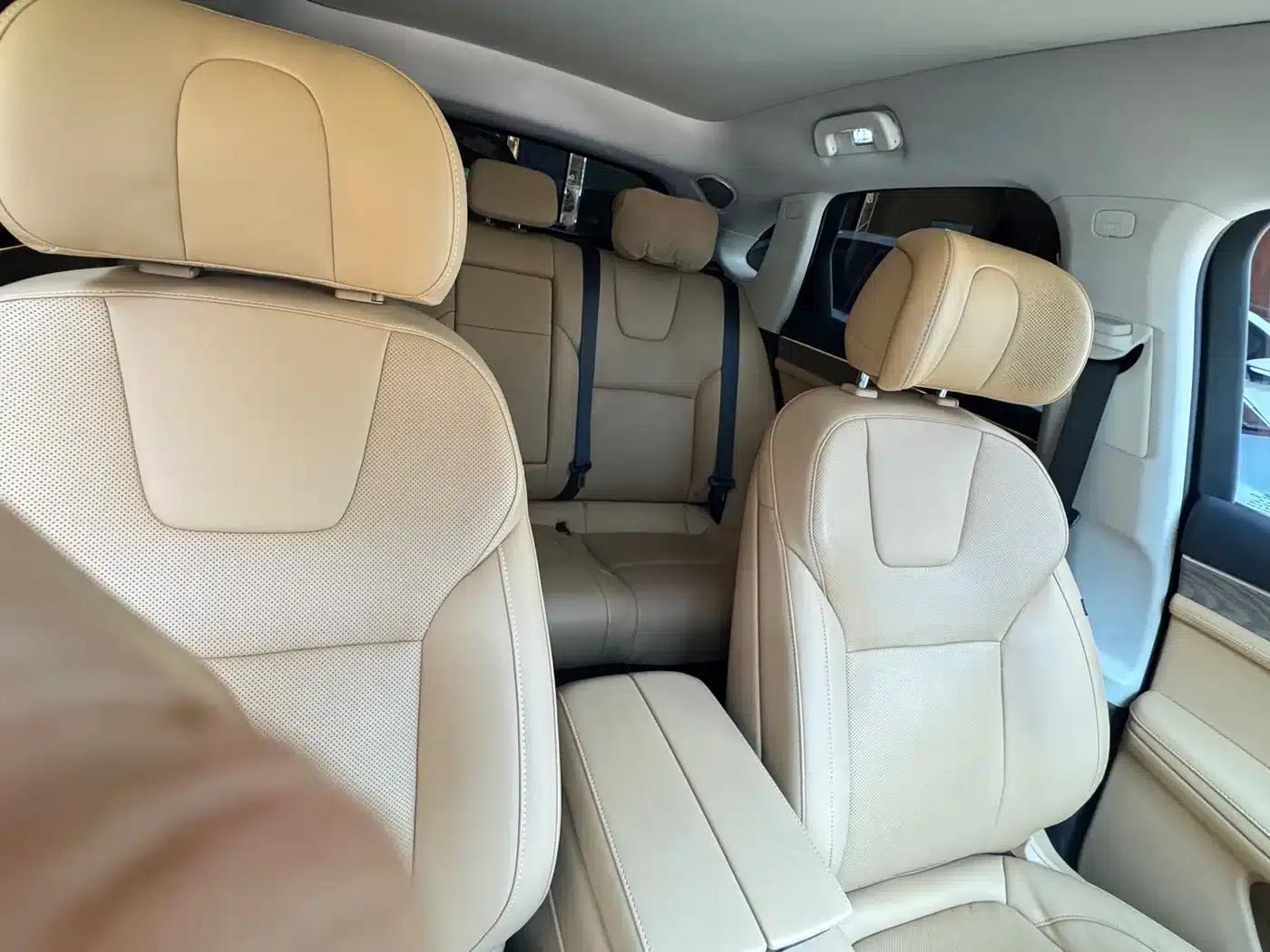 Wenjie M5 2022 Extended Range 4WD Ultimate Edition — миниатюра 17