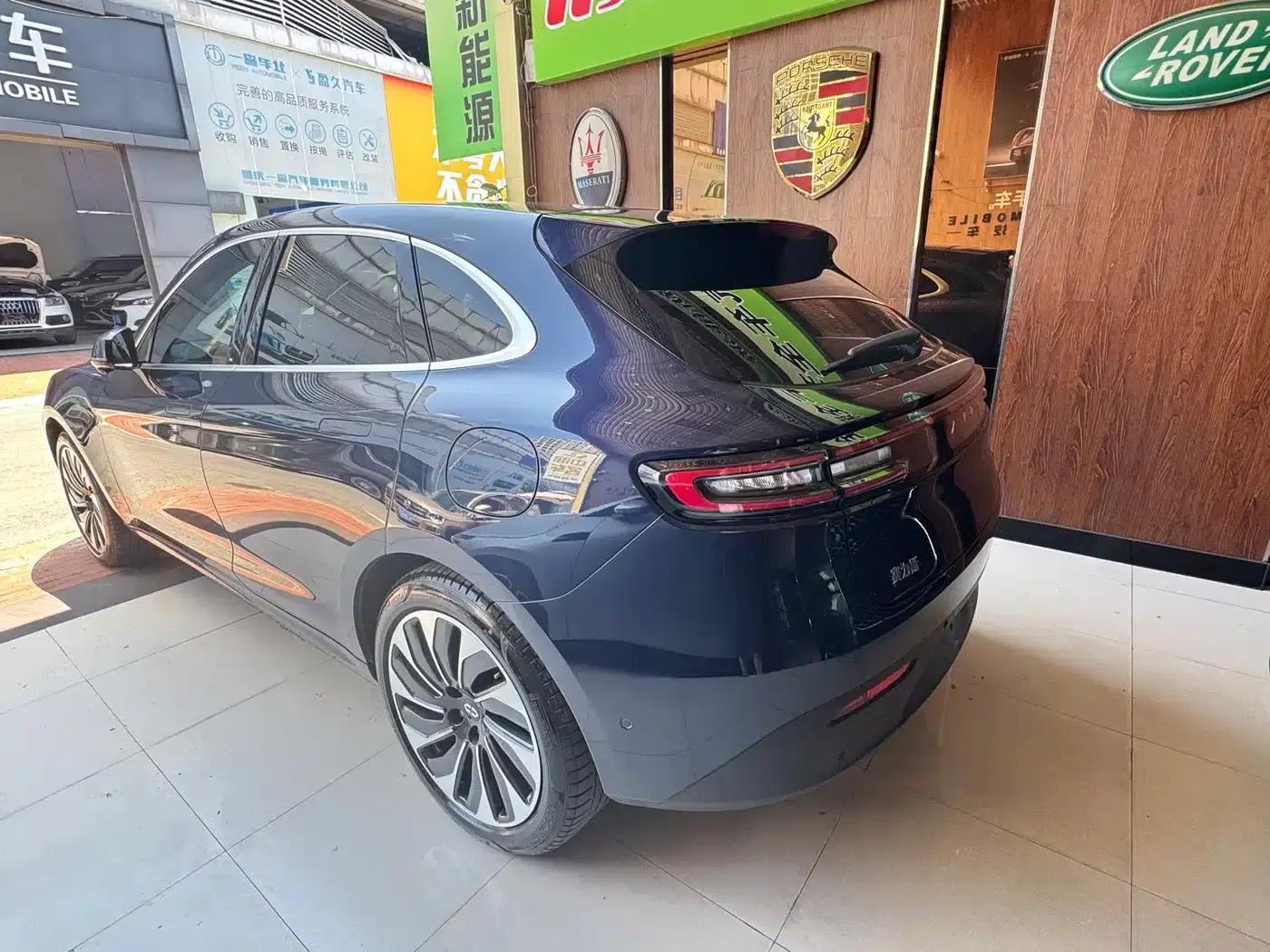 Wenjie M5 2022 Extended Range 4WD Ultimate Edition — миниатюра 5