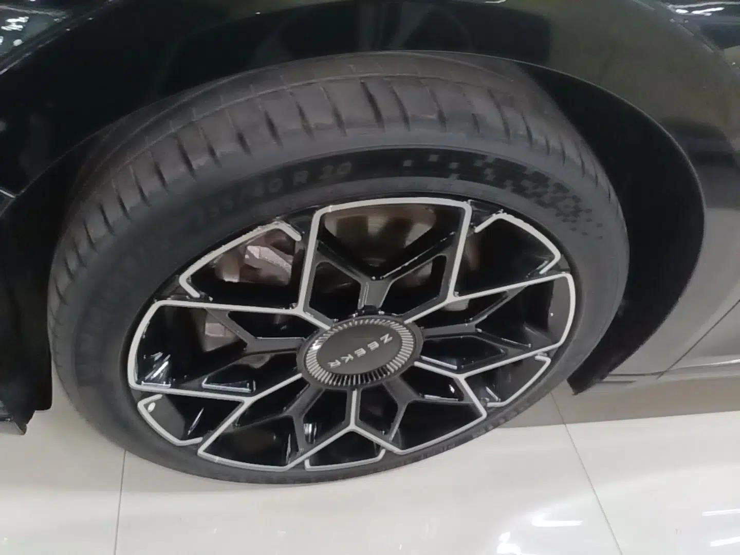 Zeekr 007 2024 Rear-Drive Enhanced Version 75 kWh — миниатюра 10