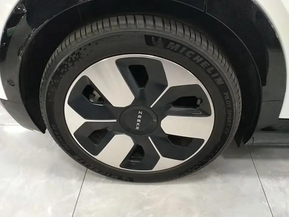 Zeekr MIX 2025 Intelligent Driving Version — миниатюра 11