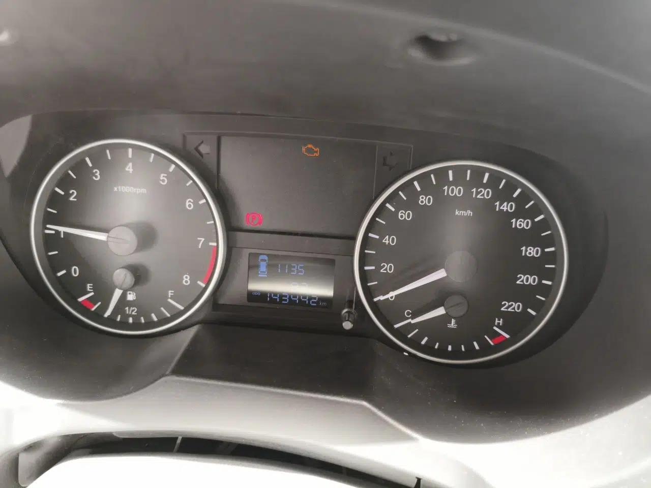 JAC Refine M3 2019 IKEA Edition 1.8L Luxury Smart Model — миниатюра 11