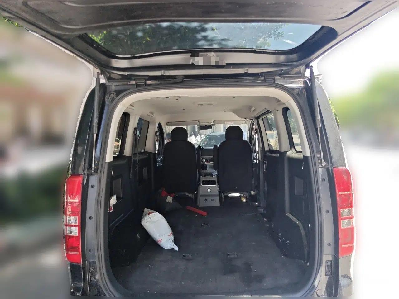 JAC Refine M3 2019 IKEA Edition 1.6L Luxury Model — миниатюра 19