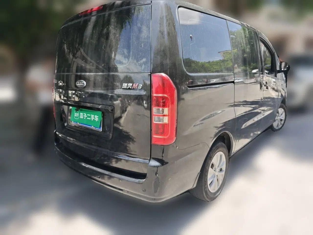 JAC Refine M3 2019 IKEA Edition 1.6L Luxury Model — миниатюра 6