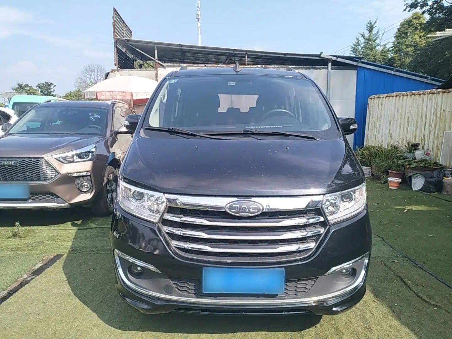 JAC Refine M3 2019 IKEA Edition 1.8L Luxury Smart Model — миниатюра 2