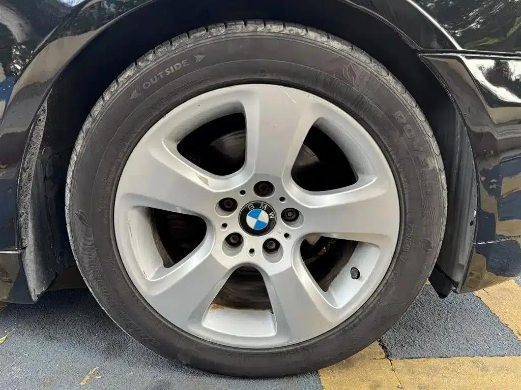 BMW 5 Series 2010 520Li Luxury — миниатюра 14