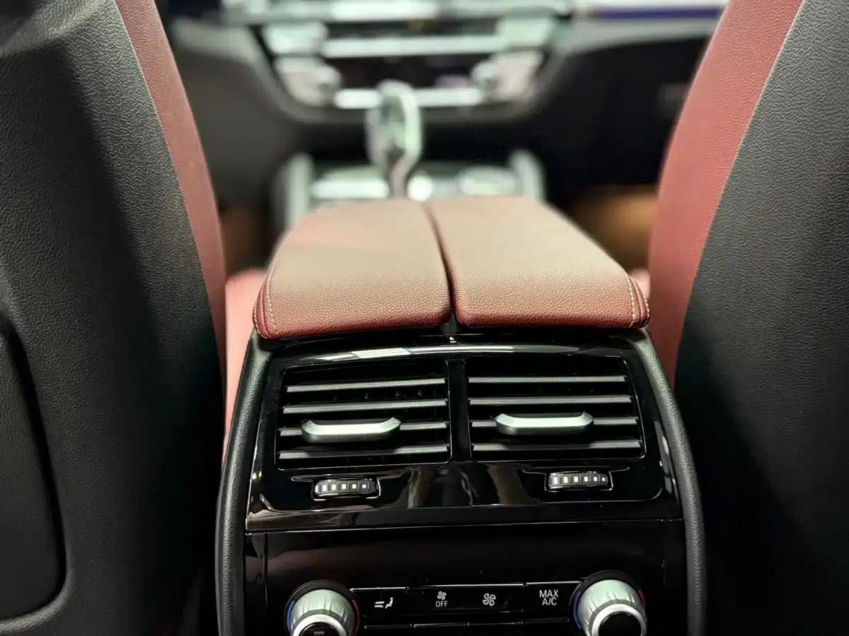 2021 BMW 5 Series Facelift 530Li Luxury M Sport Package — миниатюра 14