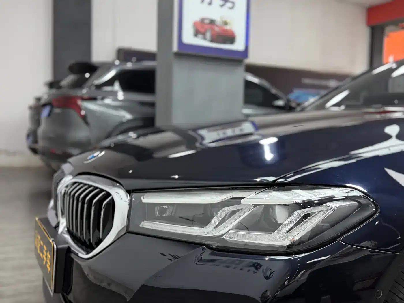 2021 BMW 5 Series Facelift 530Li Luxury M Sport Package — миниатюра 17