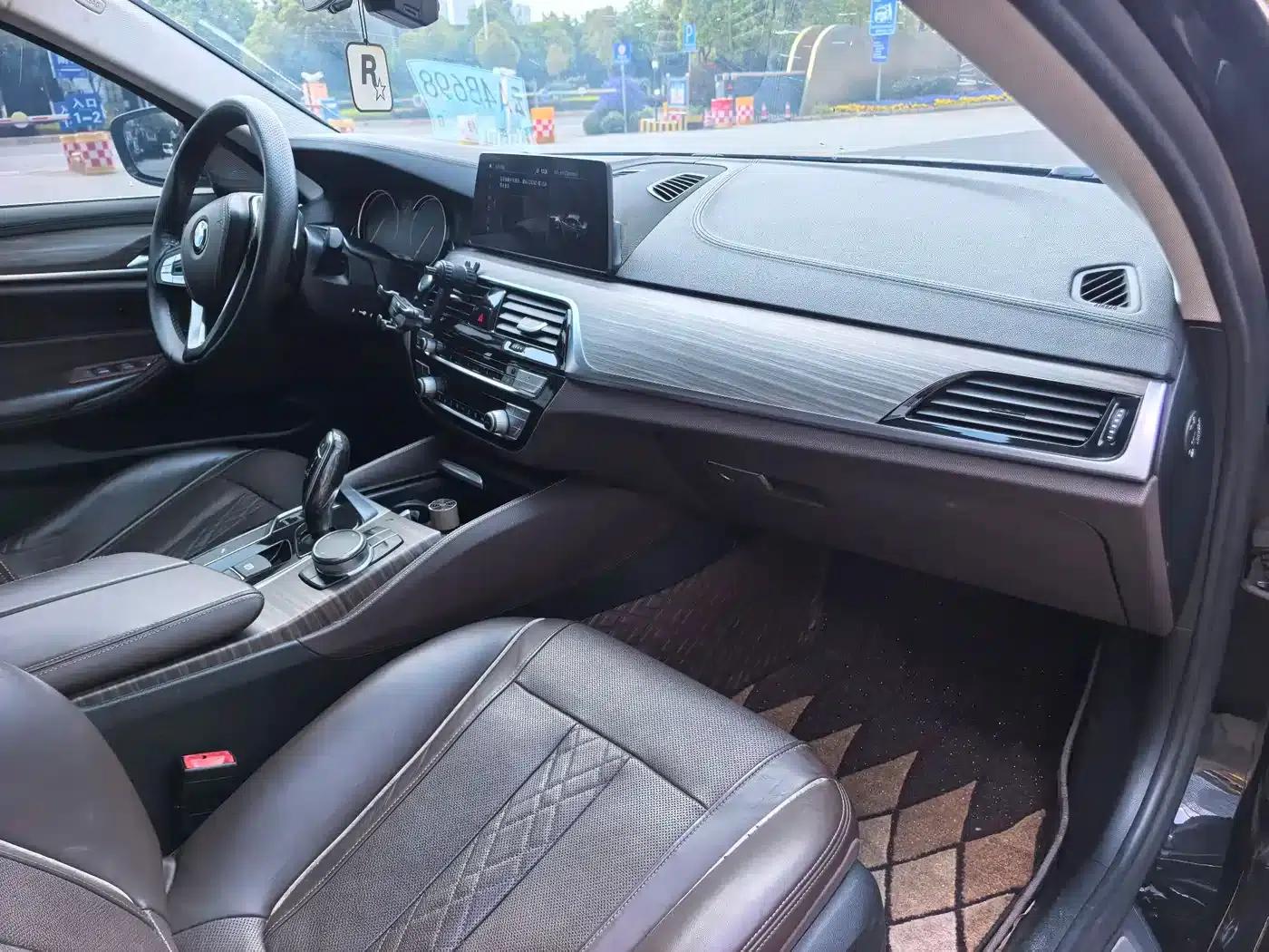 2018 BMW 5 Series Facelift 530Li Leading Luxury Package — миниатюра 10