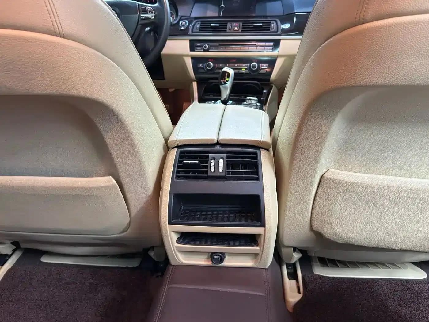 BMW 5 Series 2013 525Li Leading Edition — миниатюра 11