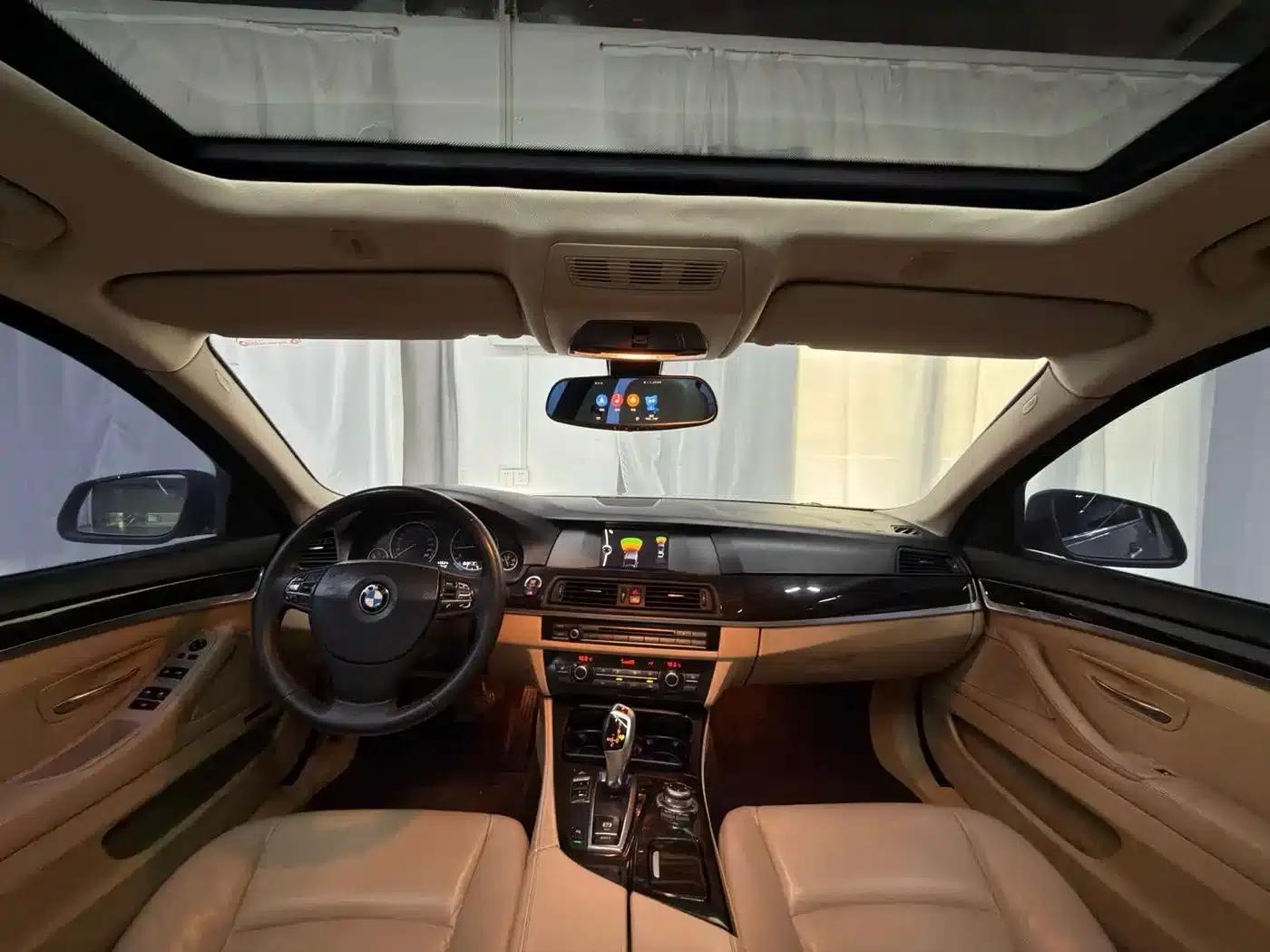 BMW 5 Series 2013 525Li Leading Edition — миниатюра 10