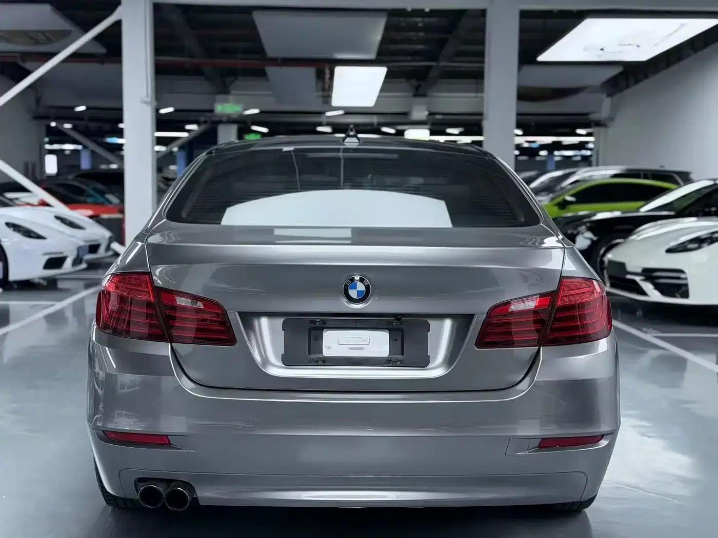 BMW 5 Series 2013 520Li Elegant Edition — миниатюра 8