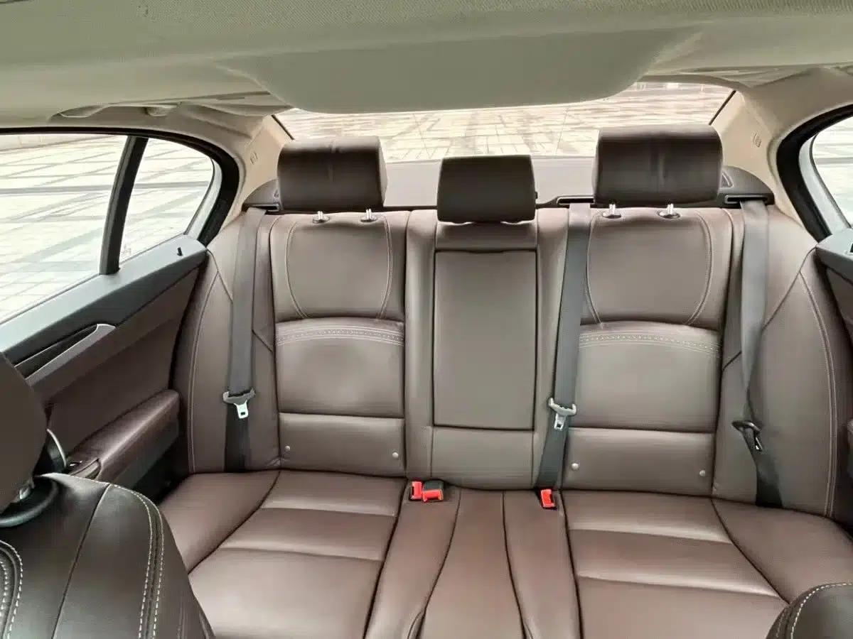 2014 BMW 5 Series 525Li Luxury Design Package — миниатюра 6