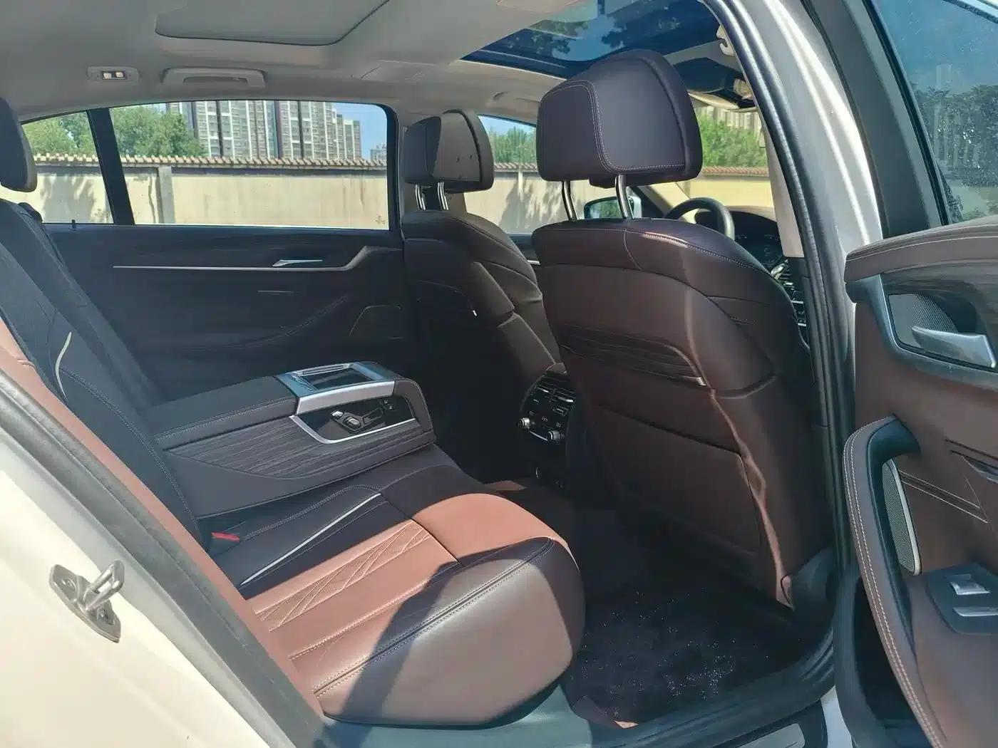 BMW 5 Series 2020 530Li Luxury Package — миниатюра 17