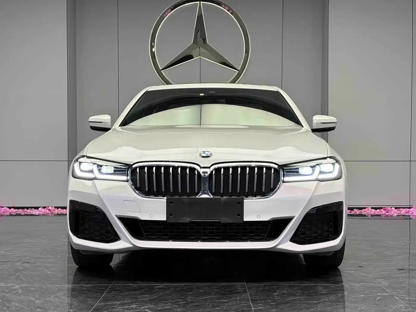 2022 BMW 5 Series Facelift 530Li Luxury M Sport Package — миниатюра 2