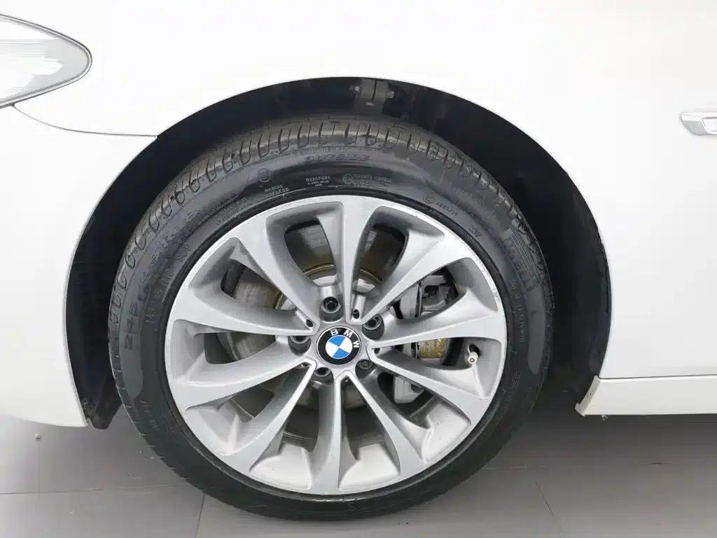 BMW 5 Series 2017 528Li xDrive Leading Edition — миниатюра 17