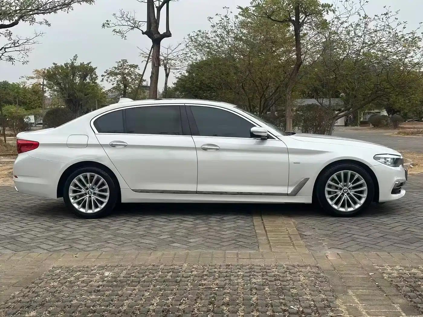 2018 BMW 5 Series 530Li xDrive M Sport Package — миниатюра 4