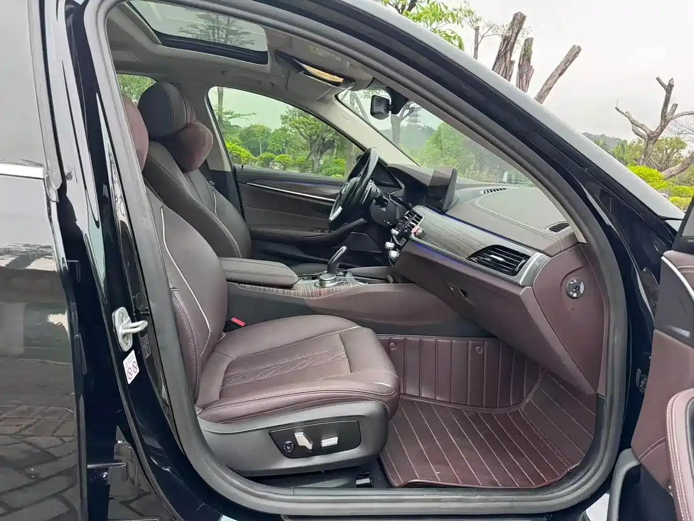 BMW 5 Series 2021 530Li Leading Luxury Package — миниатюра 16