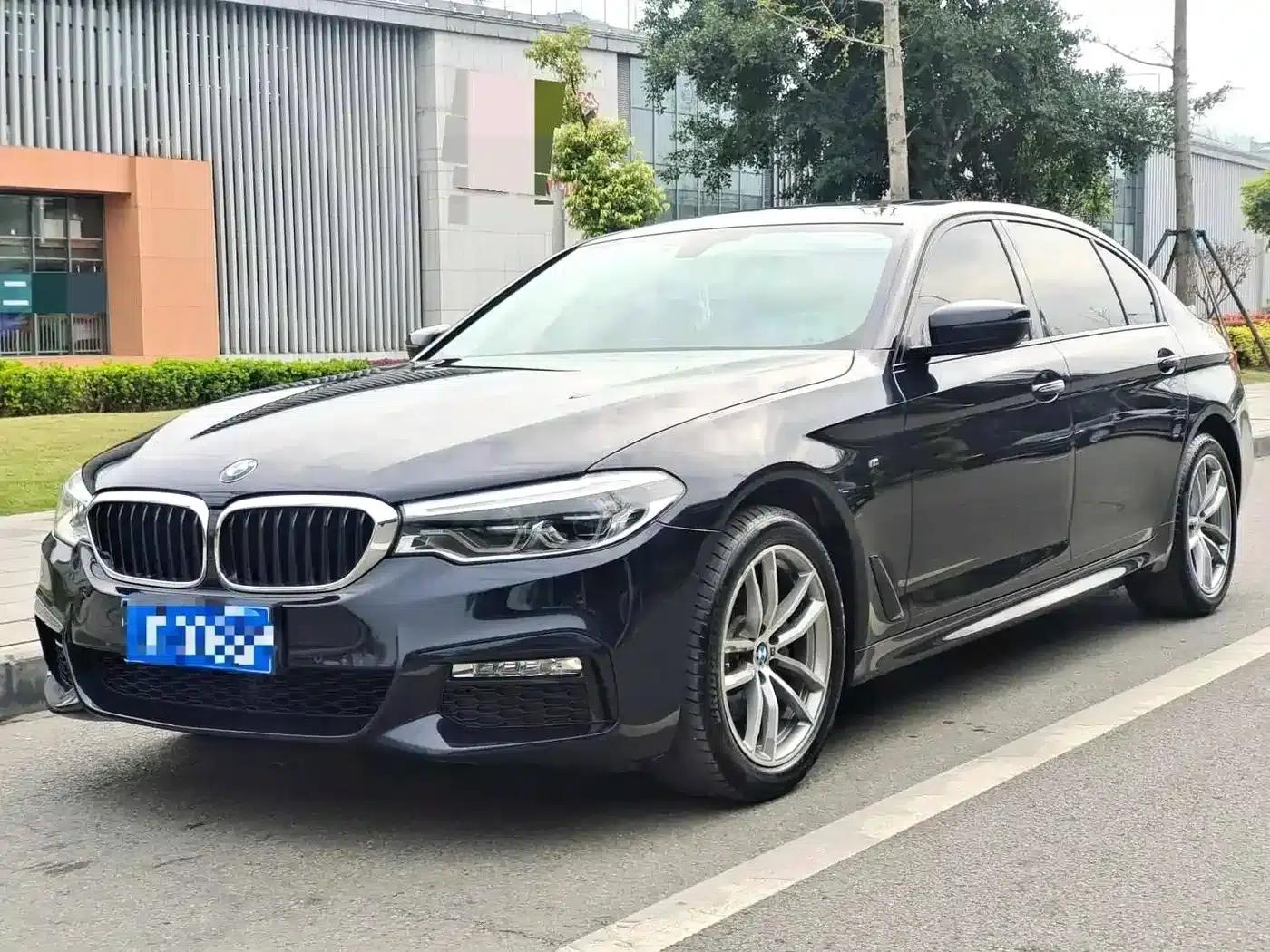 2018 BMW 5 Series 525Li M Sport Package — миниатюра 1