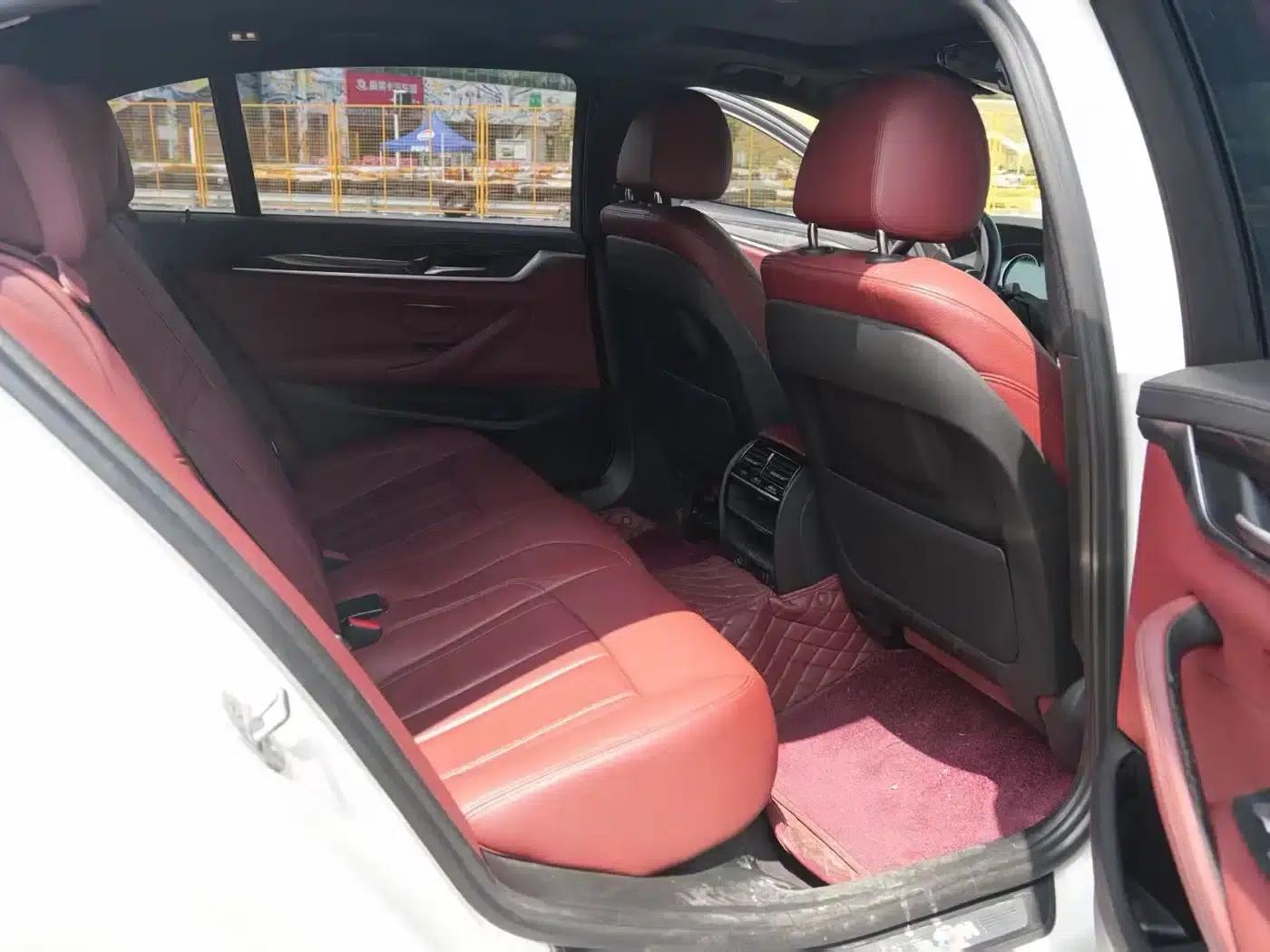 2018 BMW 5 Series Facelift 530Li Leading Edition M Sport Package — миниатюра 11