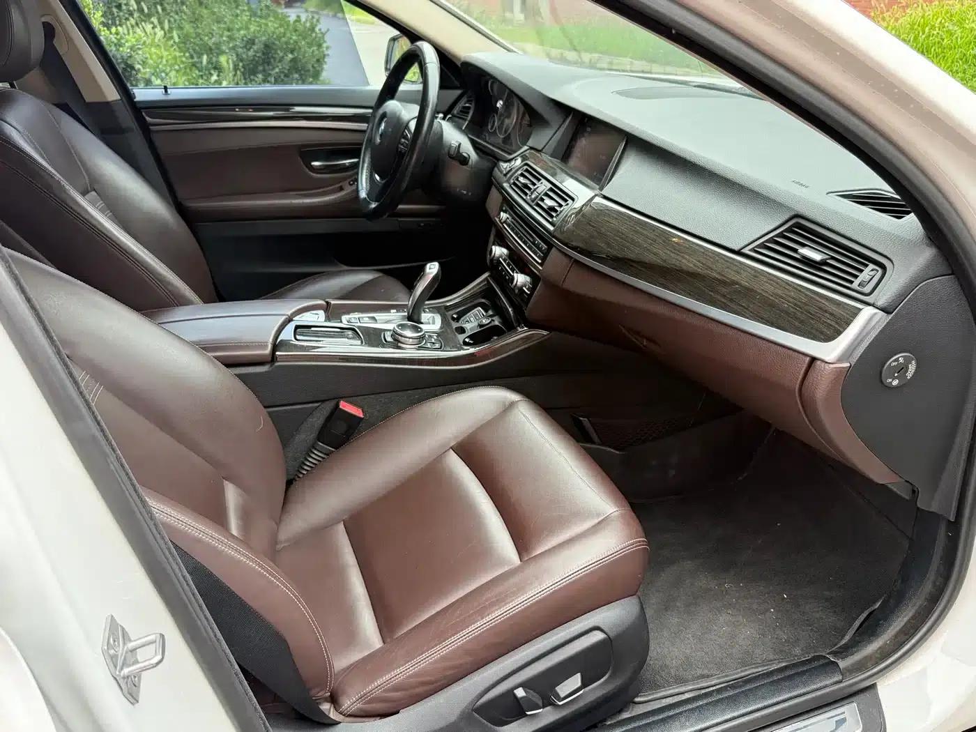 2014 BMW 5 Series 525Li Luxury Design Package — миниатюра 14