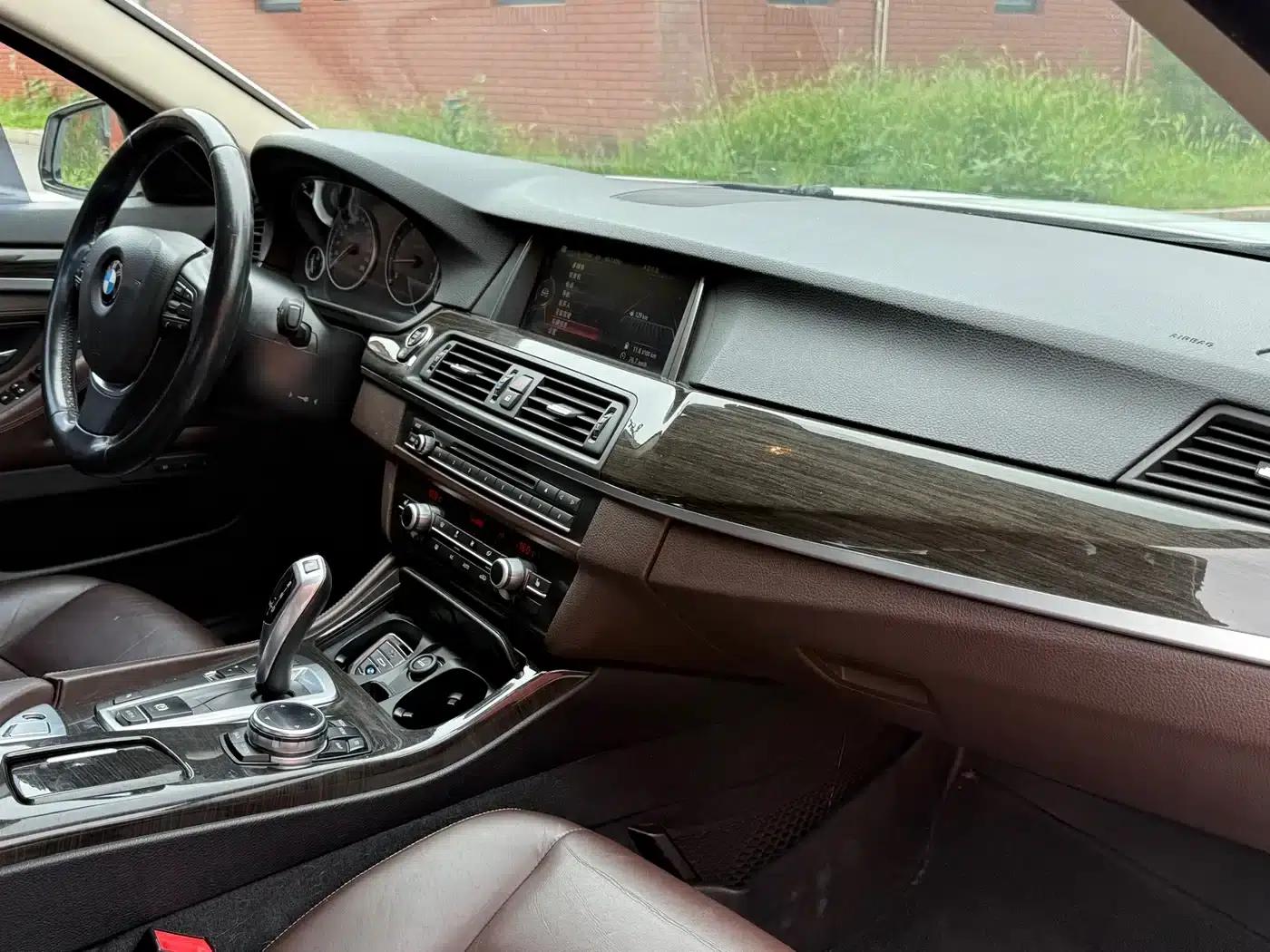 2014 BMW 5 Series 525Li Luxury Design Package — миниатюра 15