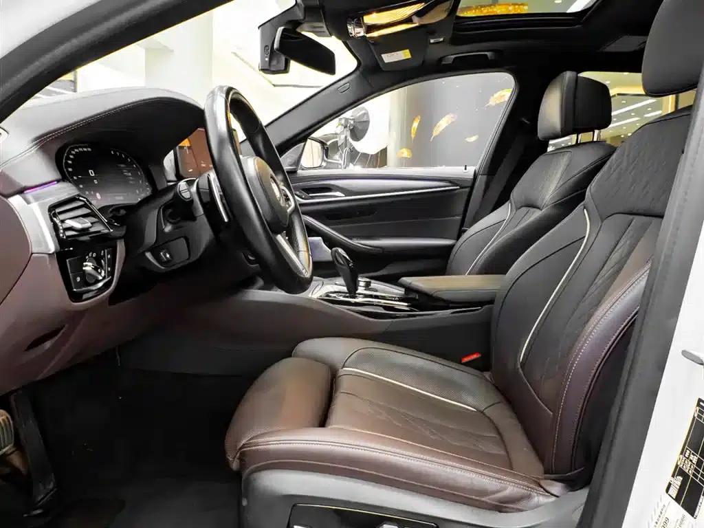 BMW 5 Series 2022 Facelift II 530Li Luxury M Sport Package — миниатюра 27