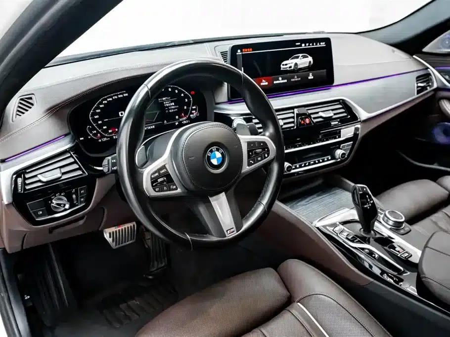 BMW 5 Series 2022 Facelift II 530Li Luxury M Sport Package — миниатюра 25