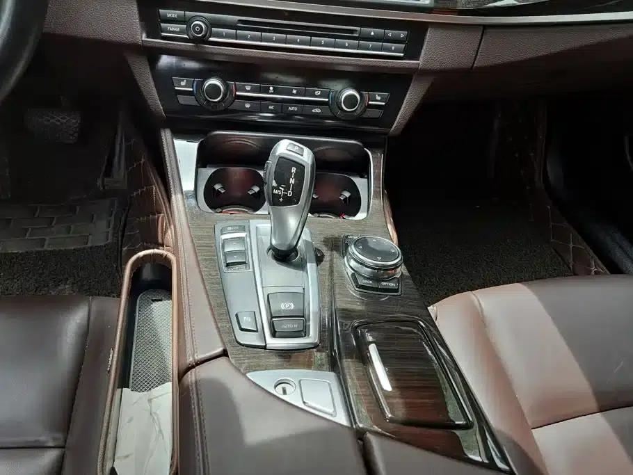 2014 BMW 5 Series 525Li Luxury Design Package — миниатюра 16