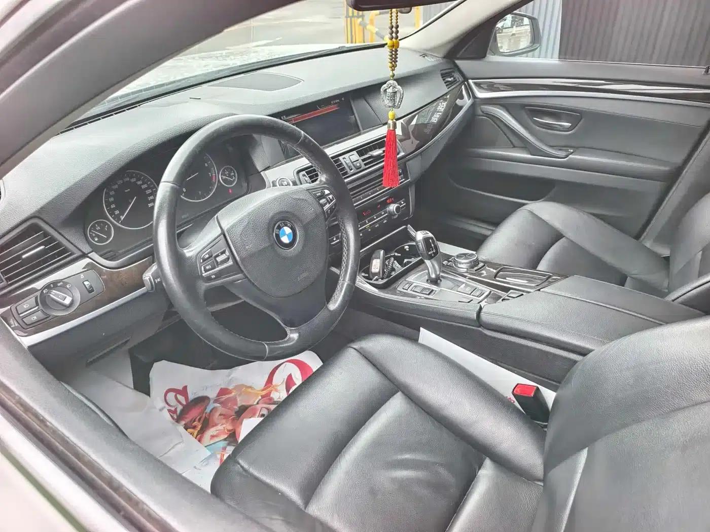 BMW 5 Series 2013 525Li Luxury — миниатюра 11