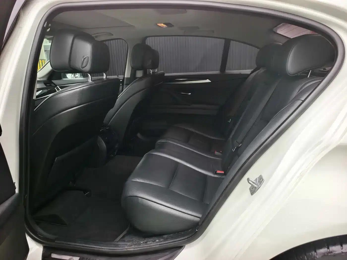 BMW 5 Series 2013 525Li Luxury — миниатюра 10