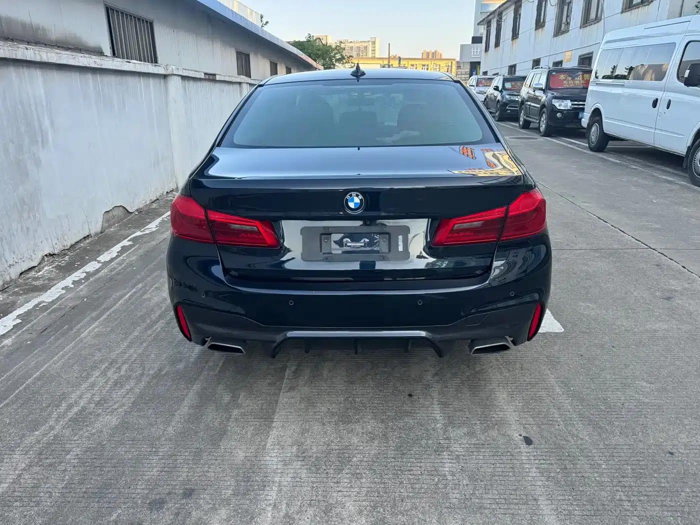 2019 BMW 5 Series Facelift 525Li M Sport Package — миниатюра 3