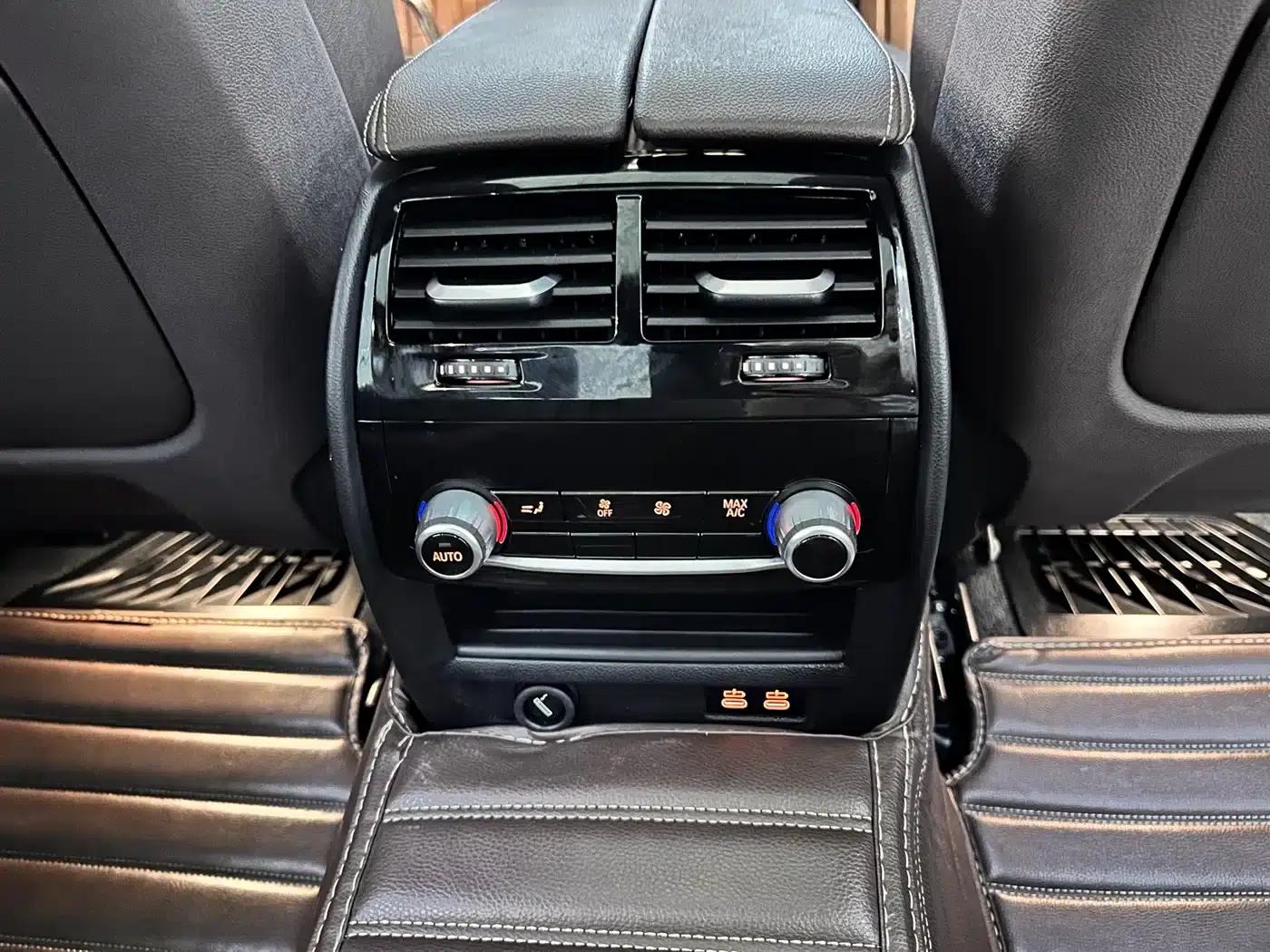 BMW 5 Series 2022 Facelift 3 530Li Luxury M Sport Package — миниатюра 12