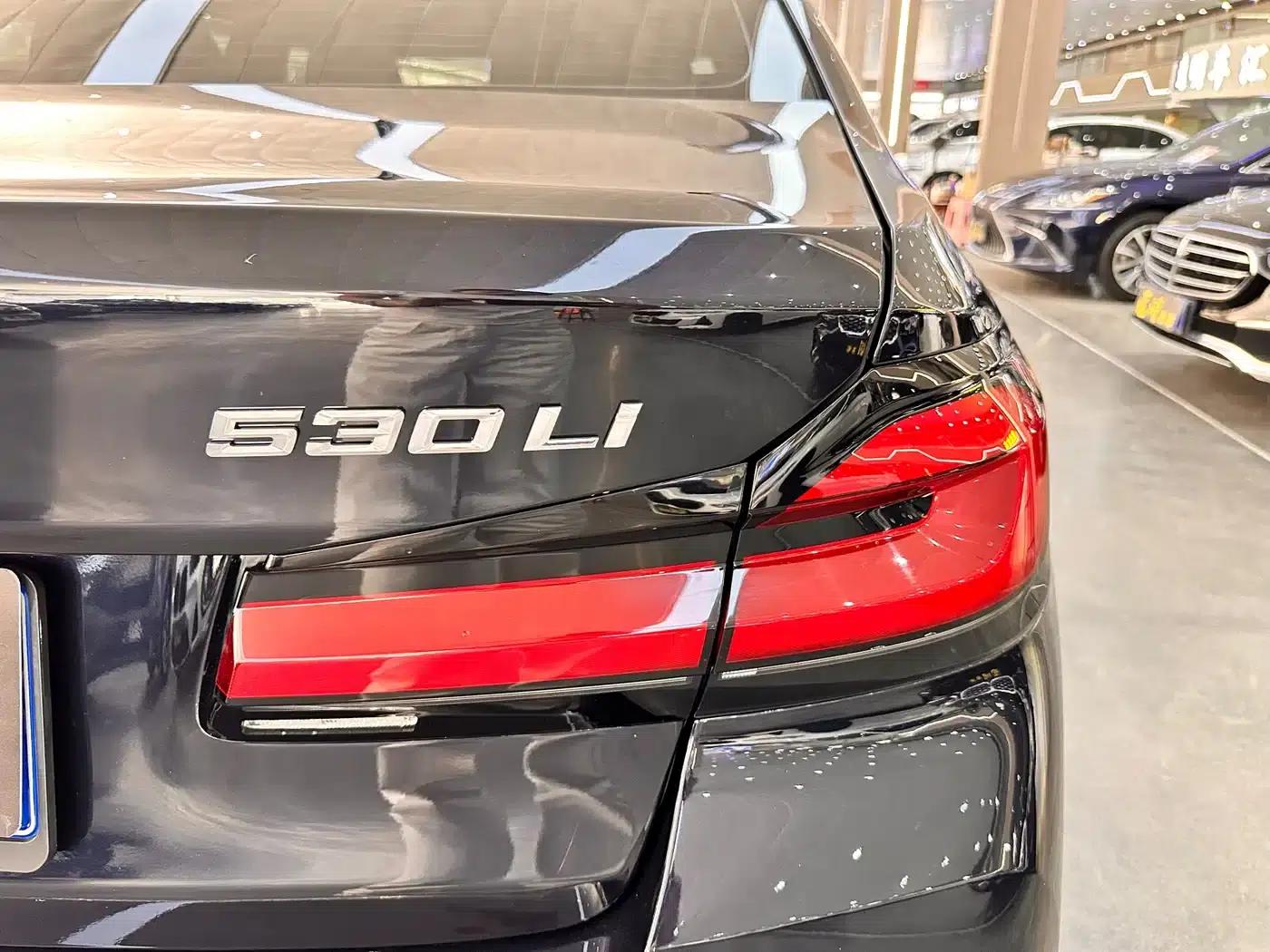BMW 5 Series 2022 Facelift 3 530Li Luxury M Sport Package — миниатюра 20