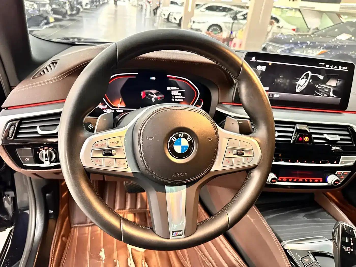 BMW 5 Series 2022 Facelift 3 530Li Luxury M Sport Package — миниатюра 8