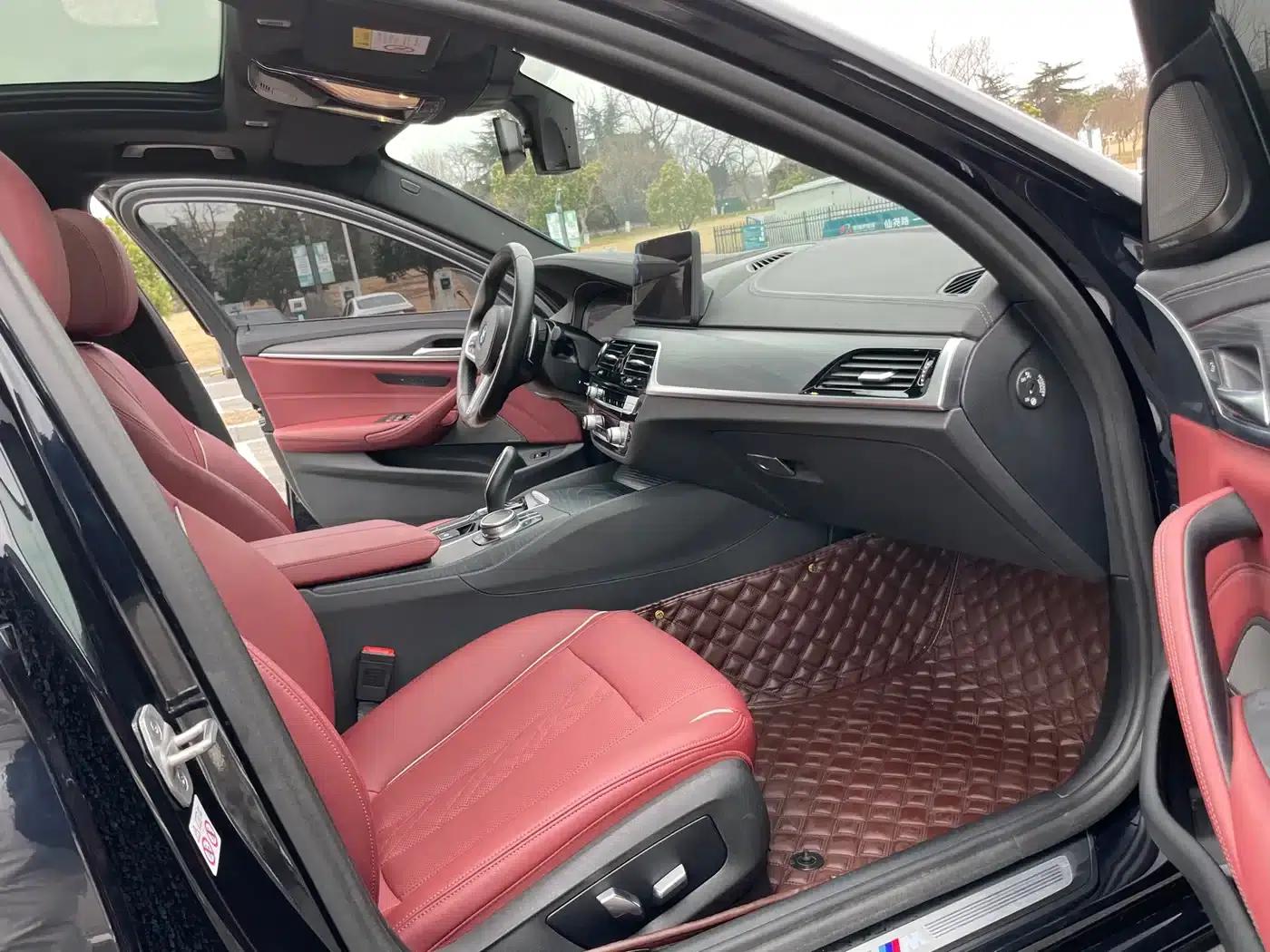 2021 BMW 5 Series Facelift 530Li Leading Edition M Sport Package — миниатюра 11
