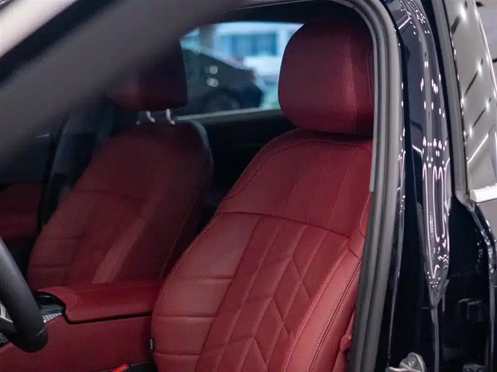 2024 BMW 5 Series 530Li Leading Edition M Sport Package — миниатюра 12